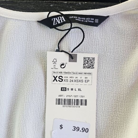 NWT Zara Y2K White Button-down Ruched Keyhole Blouse, Size XS - Picture 7 of 7